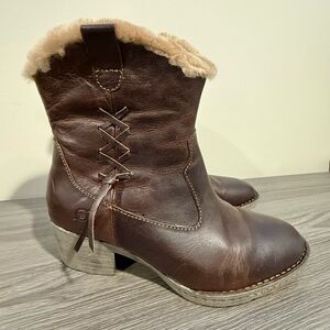 Born Brown Leather Winter Boots with Fur Trim